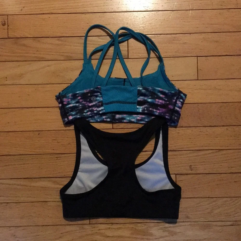 Set of 2 Bras size:10-12 Black Avia and 1 Multi C9